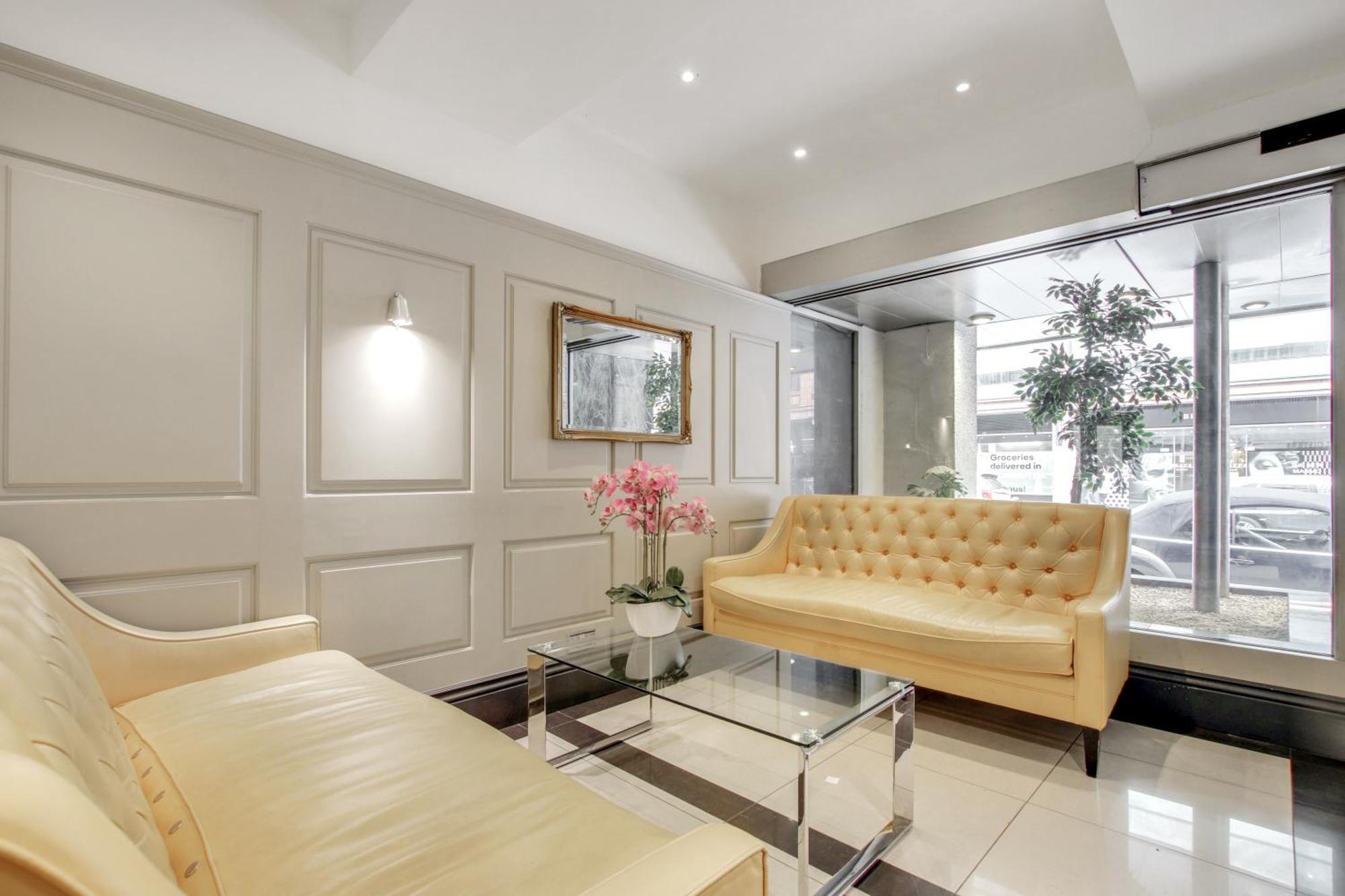 Elegant Apartment In Chelsea London Eksteriør billede